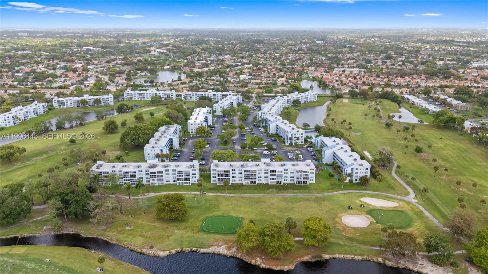 12B OF PALM SPRINGS 2 CON - Residential