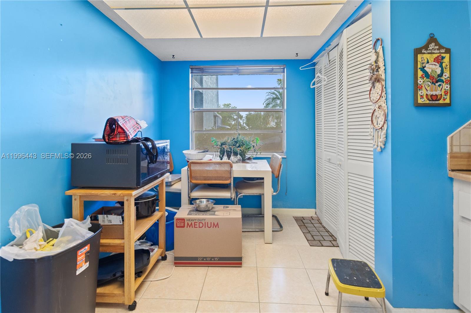 12B OF PALM SPRINGS 2 CON - Residential