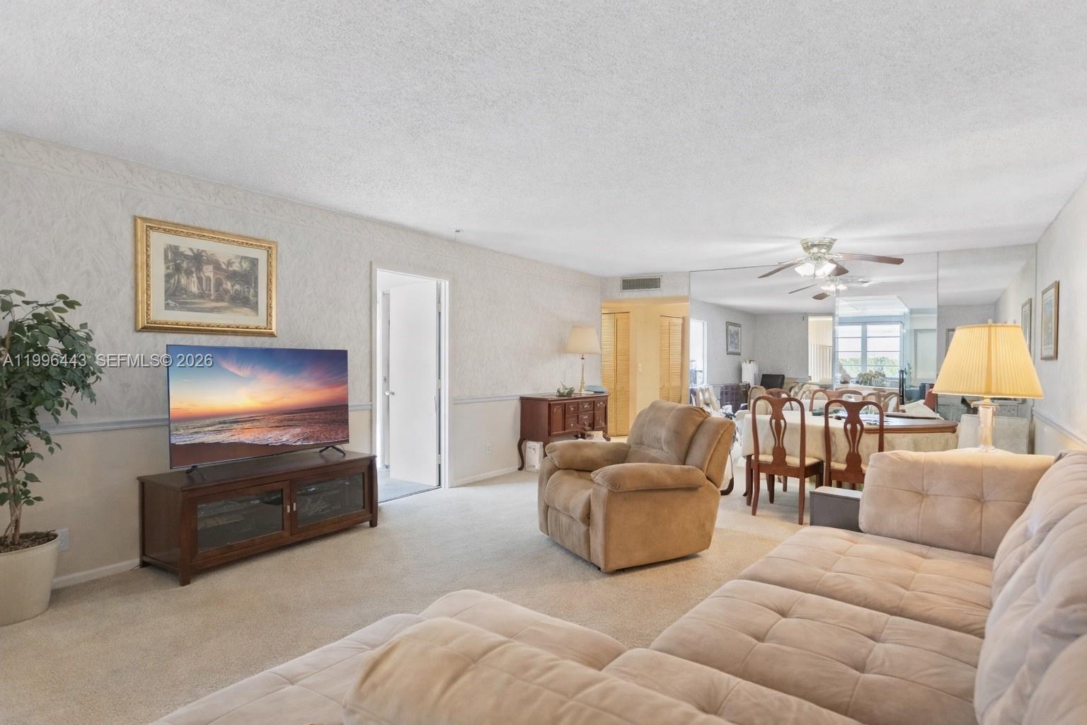 12B OF PALM SPRINGS 2 CON - Residential