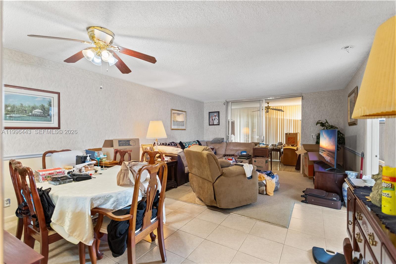 12B OF PALM SPRINGS 2 CON - Residential