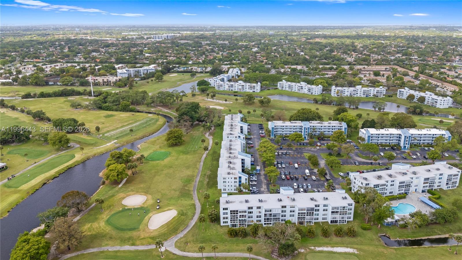 12B OF PALM SPRINGS 2 CON - Residential