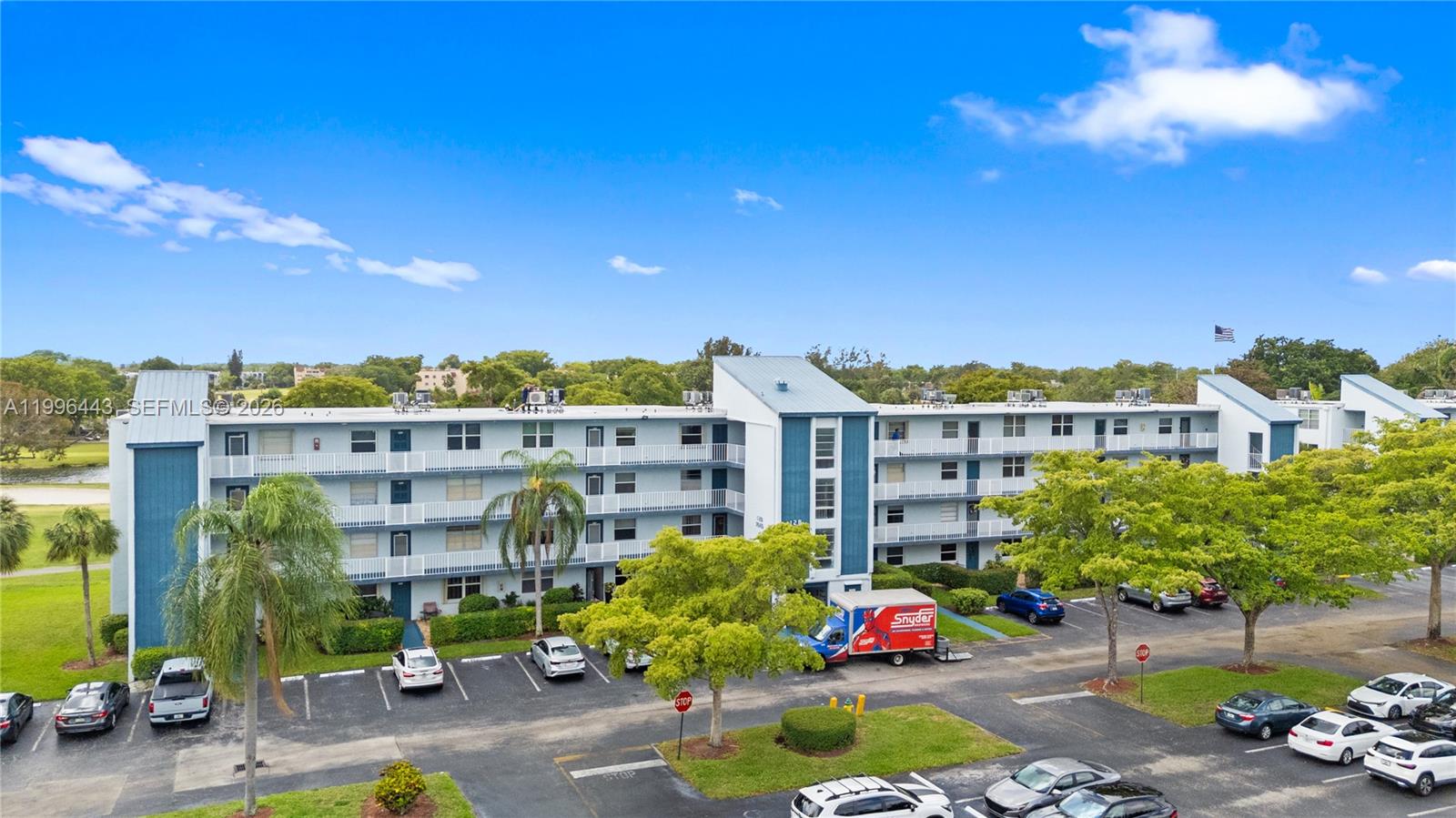 12B OF PALM SPRINGS 2 CON - Residential