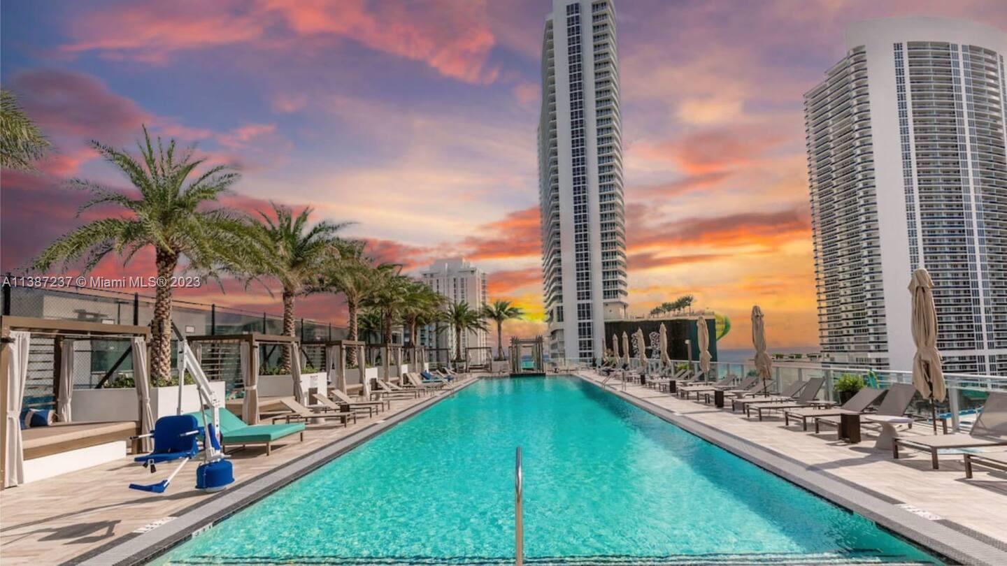 4010 SOUTH OCEAN CONDO - Residential