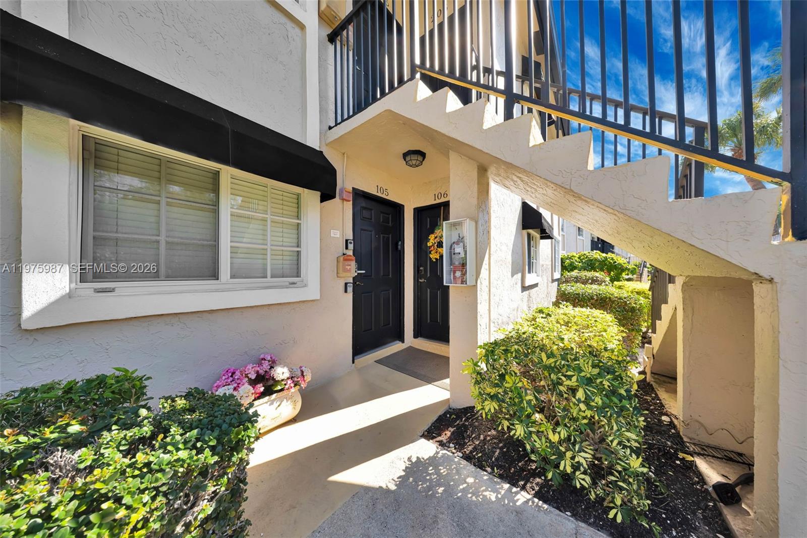 NINTH GREEN AT CRYSTAL LA - Residential Lease