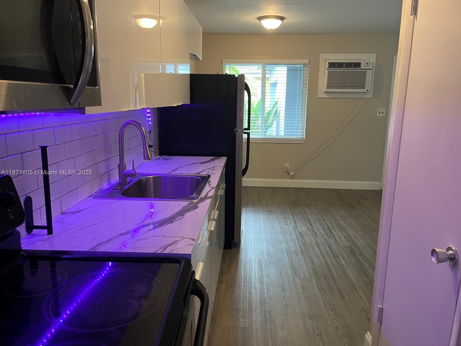 WELWYN MANOR - Residential Lease