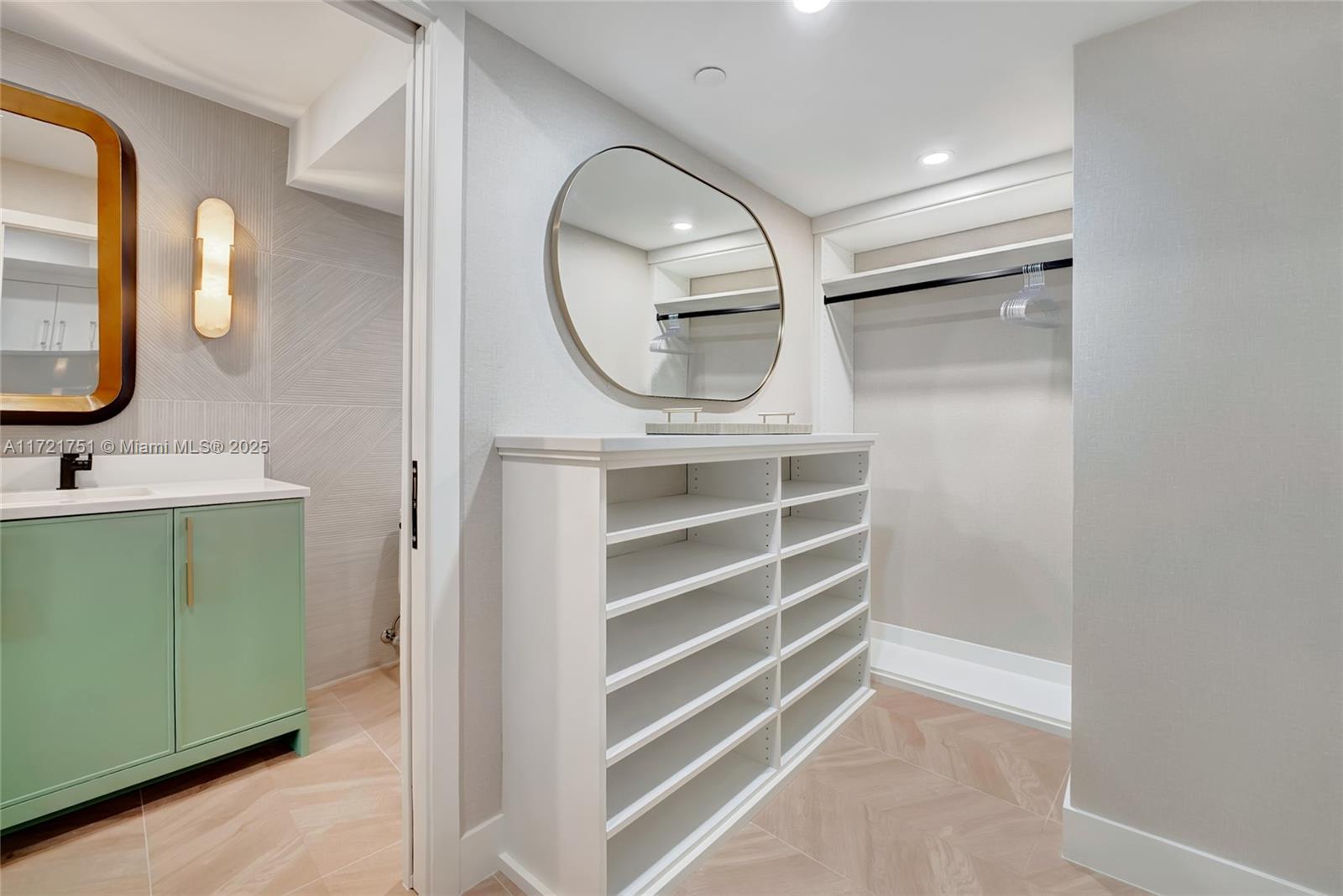 OCEAN TRAIL CONDO III - Residential Lease