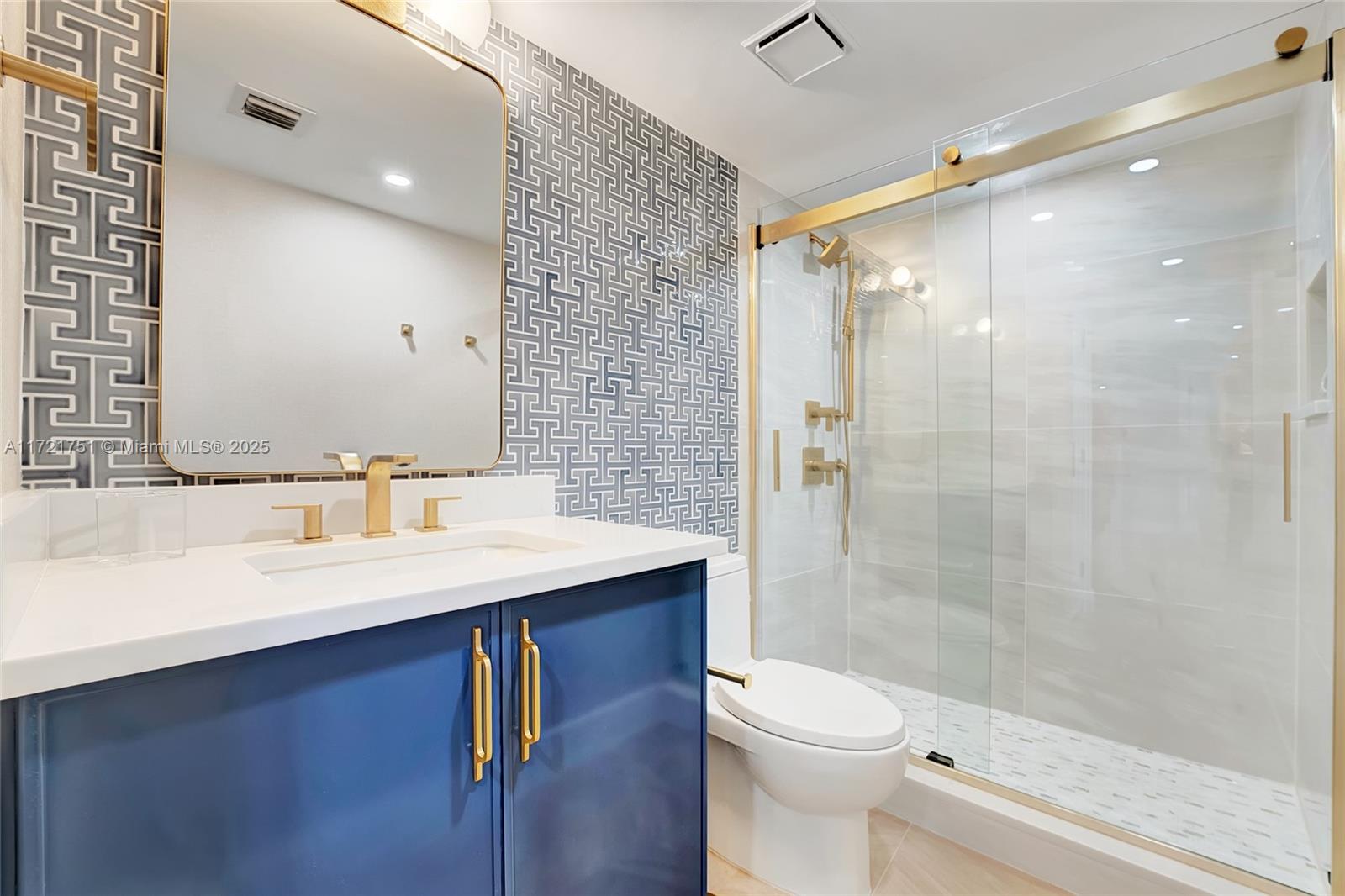 OCEAN TRAIL CONDO III - Residential Lease