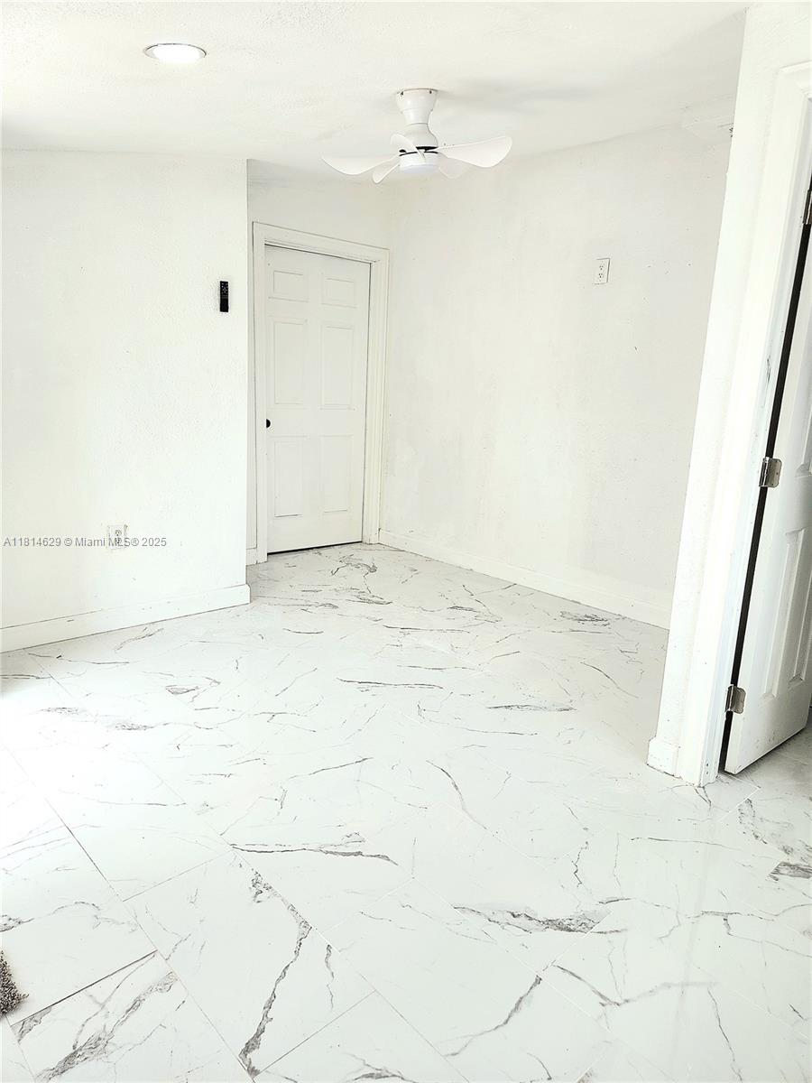 3061 Nw 187th St B, Miami Gardens, Broward County, Florida - 1 Bedrooms  
1 Bathrooms - 