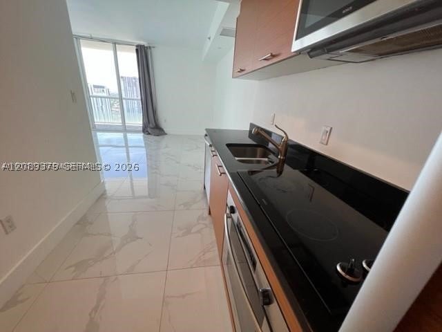50 Biscayne Blvd 4409