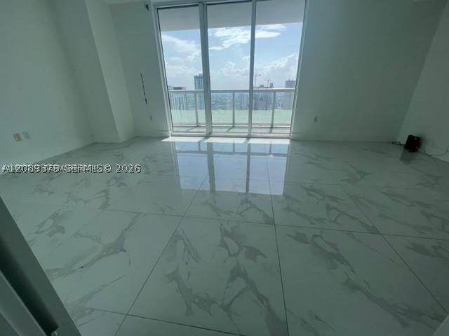 50 Biscayne Blvd 4409