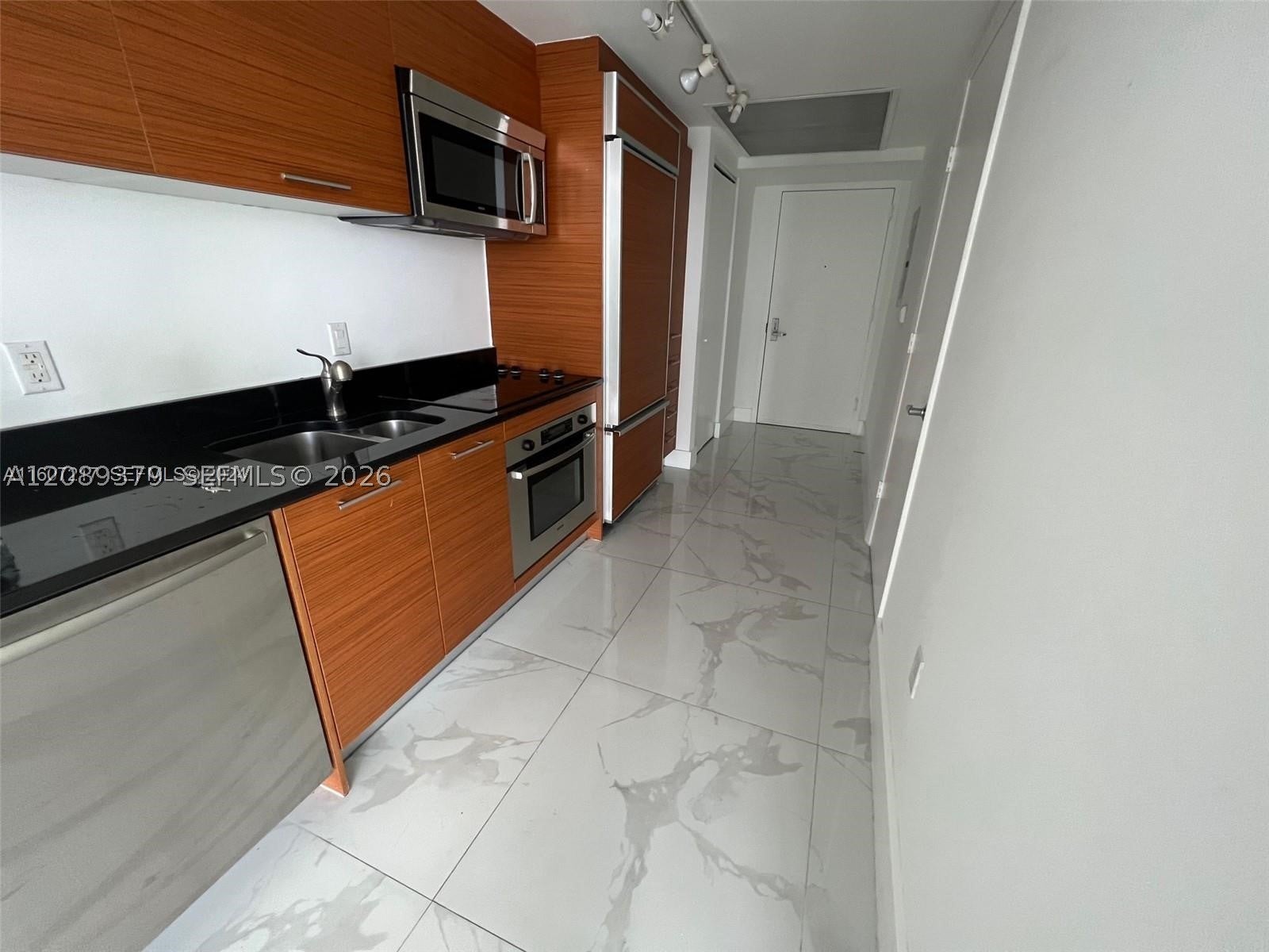50 Biscayne Blvd 4409