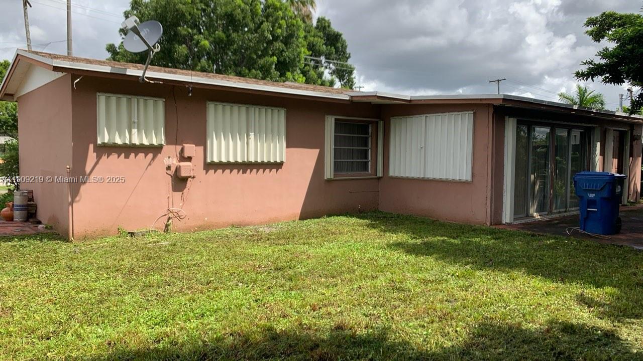 PALM SPRINGS NORTH SEC D - Residential