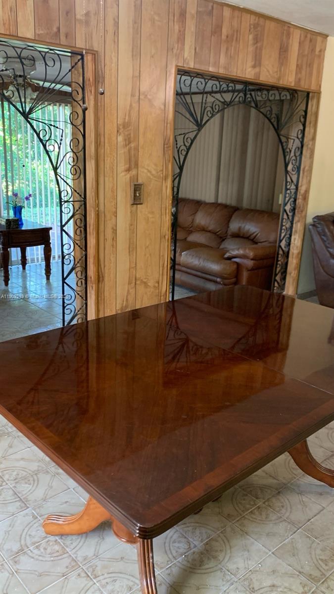 PALM SPRINGS NORTH SEC D - Residential