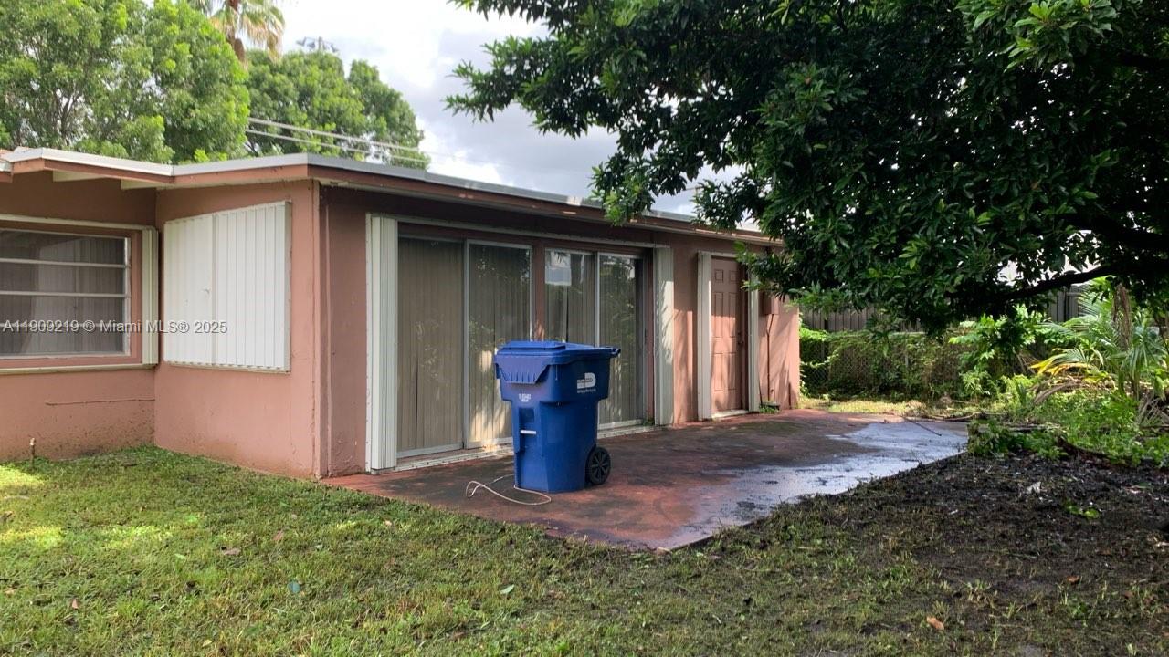 PALM SPRINGS NORTH SEC D - Residential