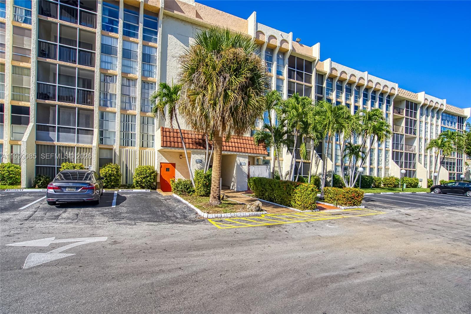 DESOTO PARK CONDO - Residential