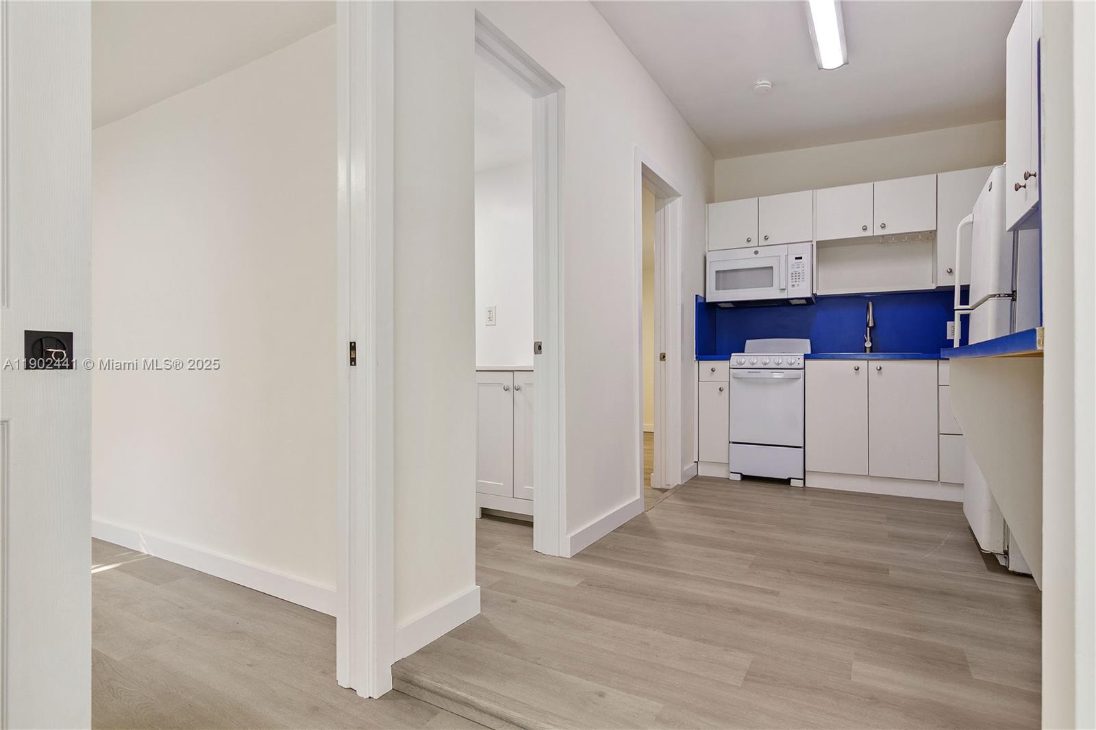 CITY OF MIAMI SOUTH - Residential Lease