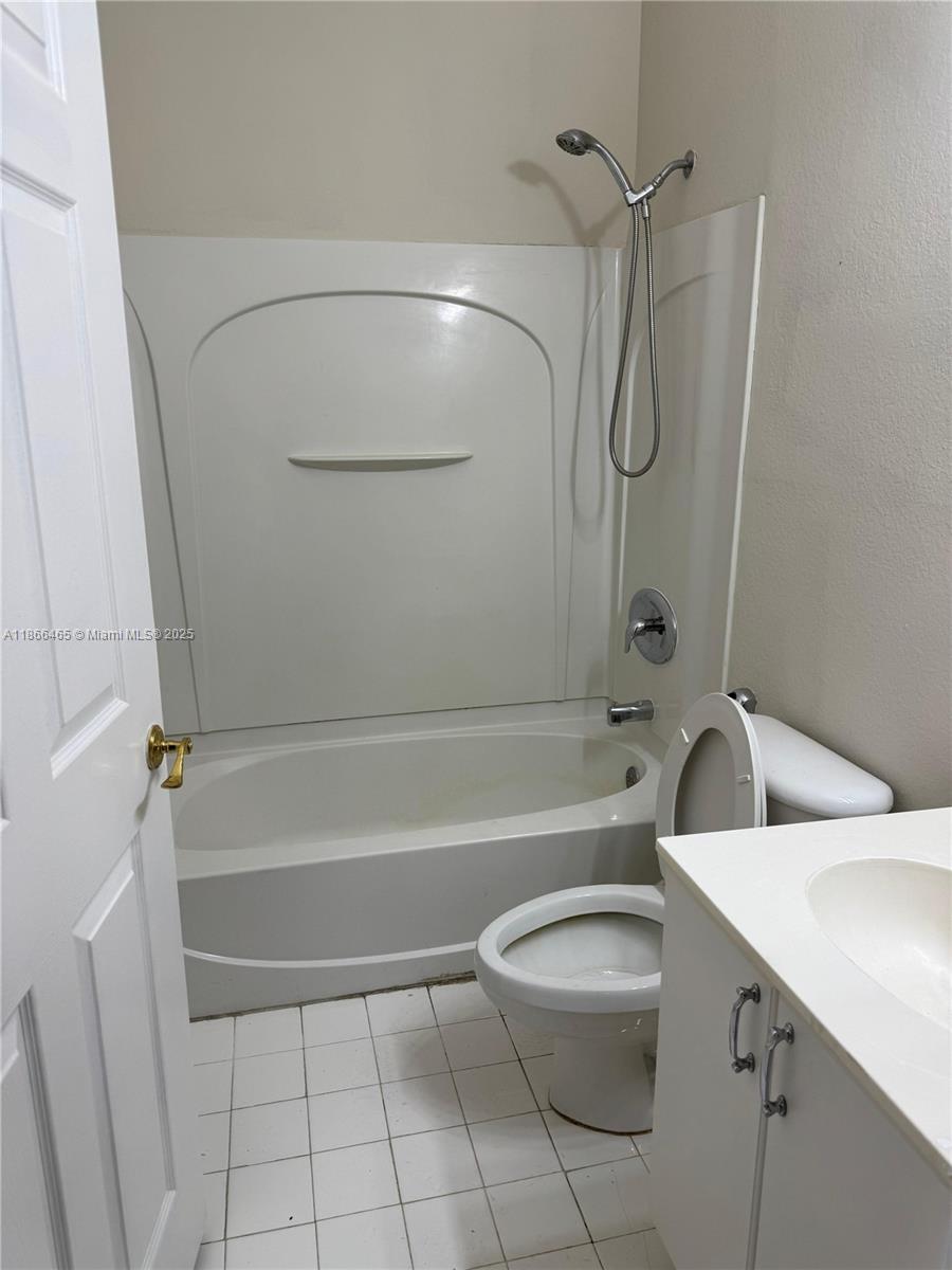 SAN MARCO VILLAS CONDO - Residential Lease