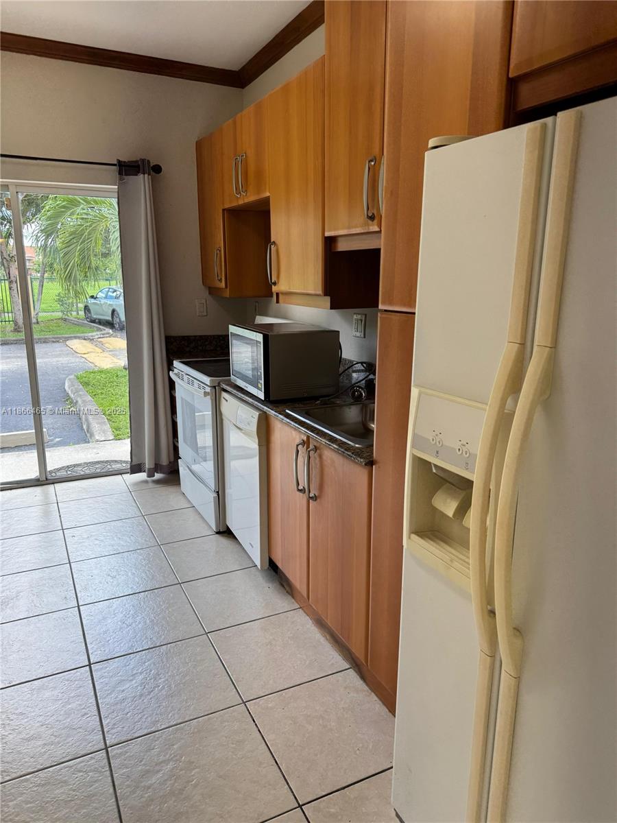 SAN MARCO VILLAS CONDO - Residential Lease