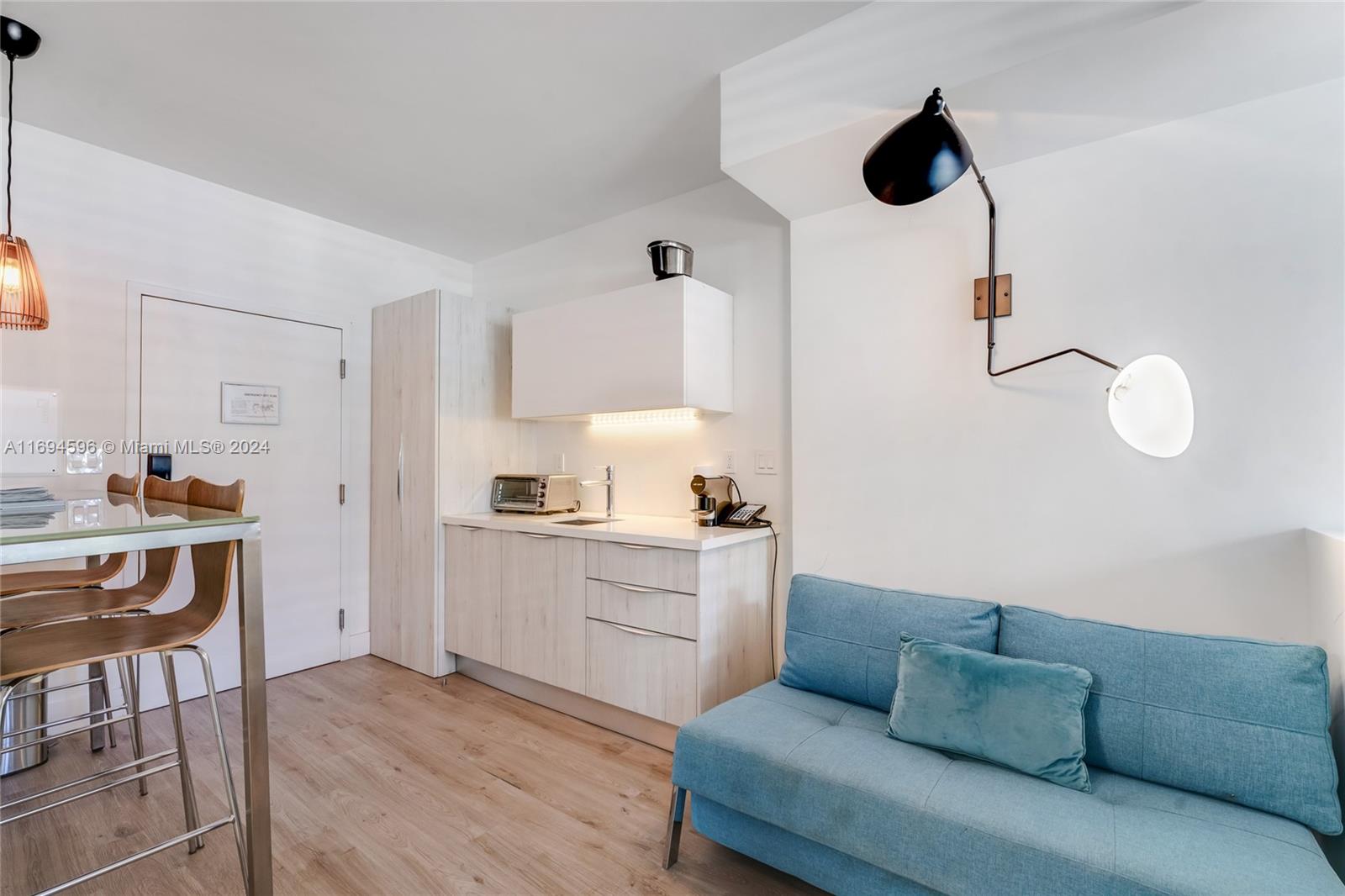 6080 COLLINS CONDO - Residential