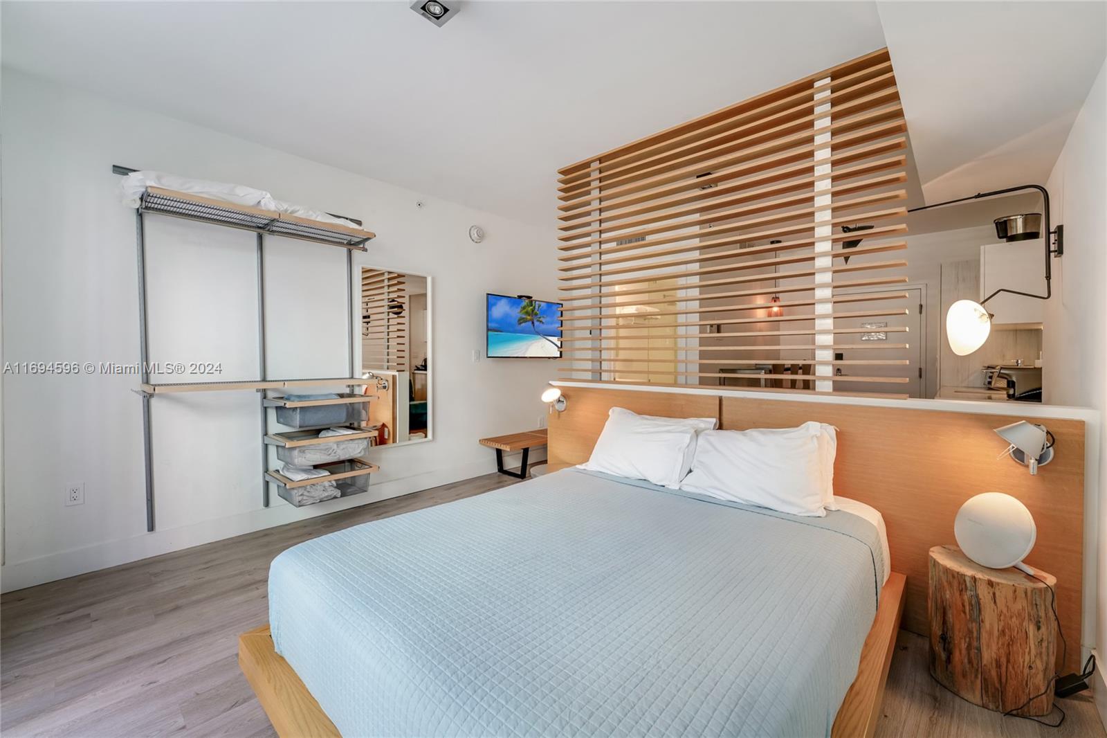 6080 COLLINS CONDO - Residential