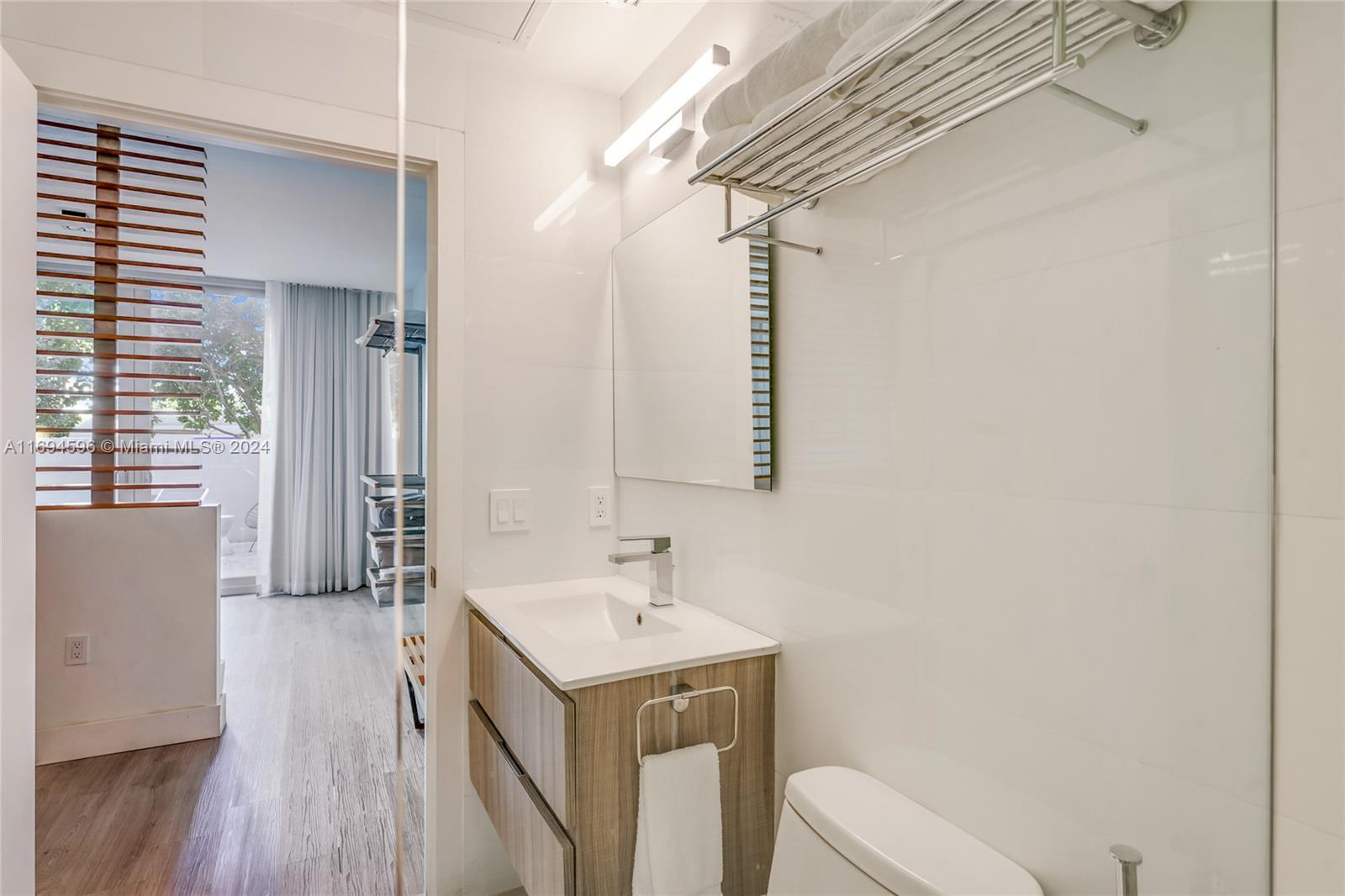 6080 COLLINS CONDO - Residential