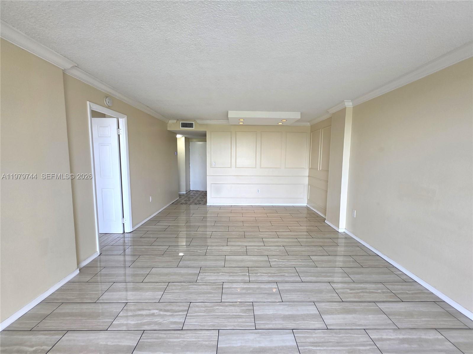 PARKWAY TOWERS BLDG 1 - Residential