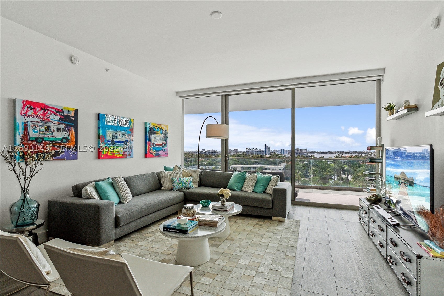 10201 Collins Ave 705