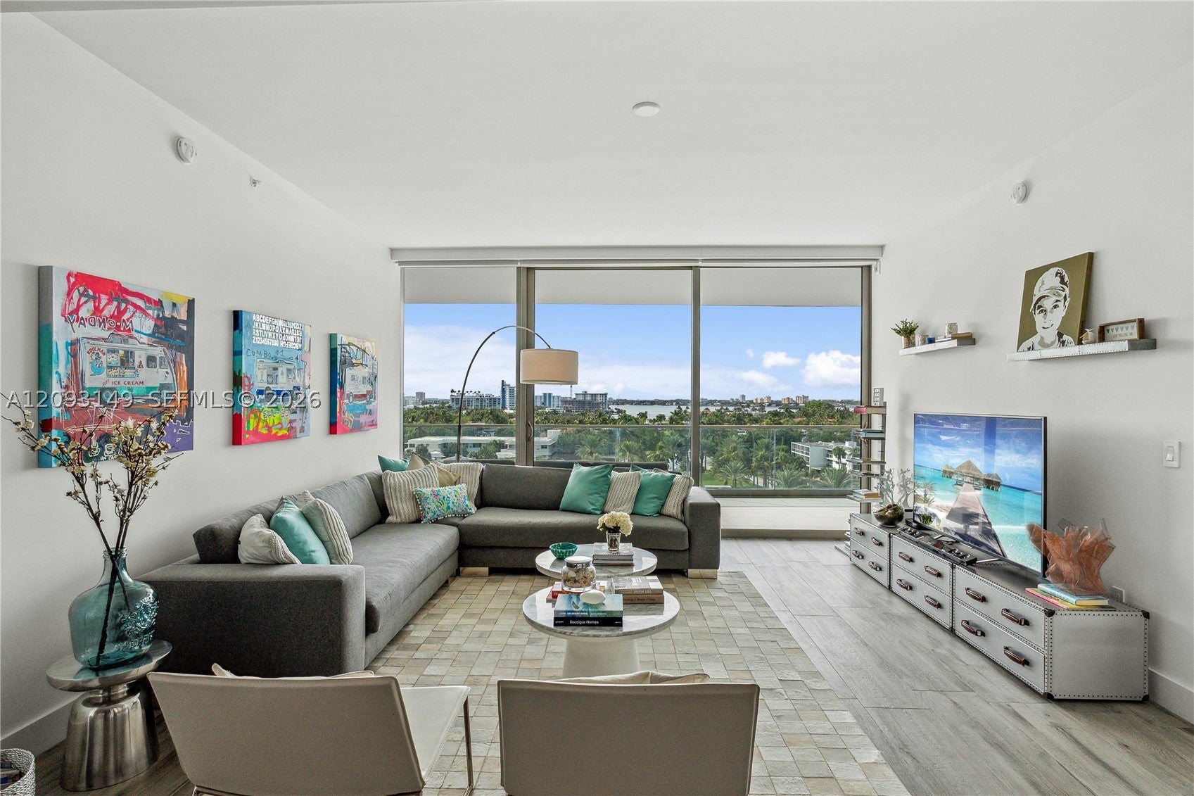 10201 Collins Ave 705