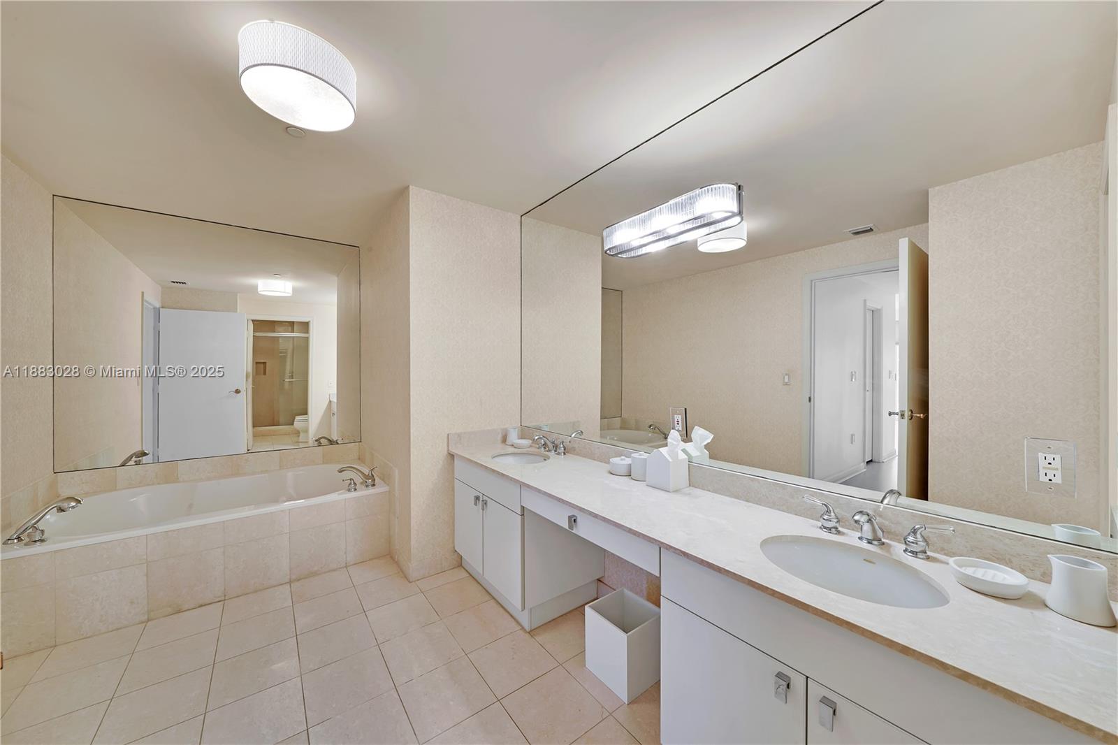 MAJESTIC TOWER - Residential Lease