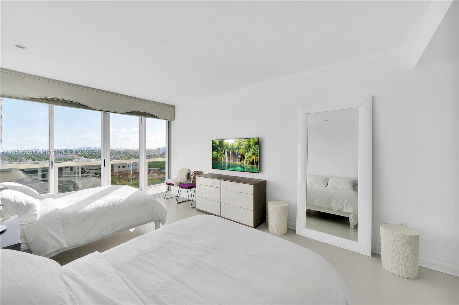MAJESTIC TOWER - Residential Lease