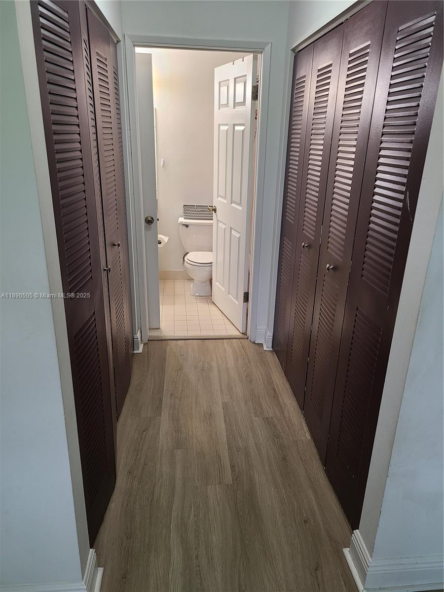 VILLAS DE VENEZIA - Residential Lease