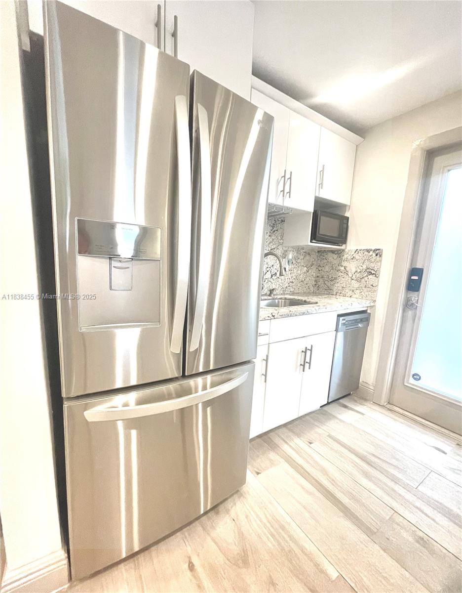 626 CONDOMINIUM - Residential