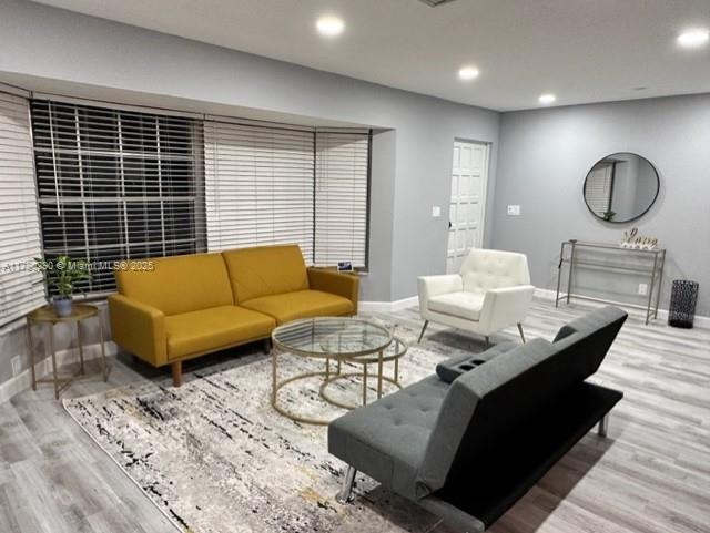 2359 Gabriel Ln