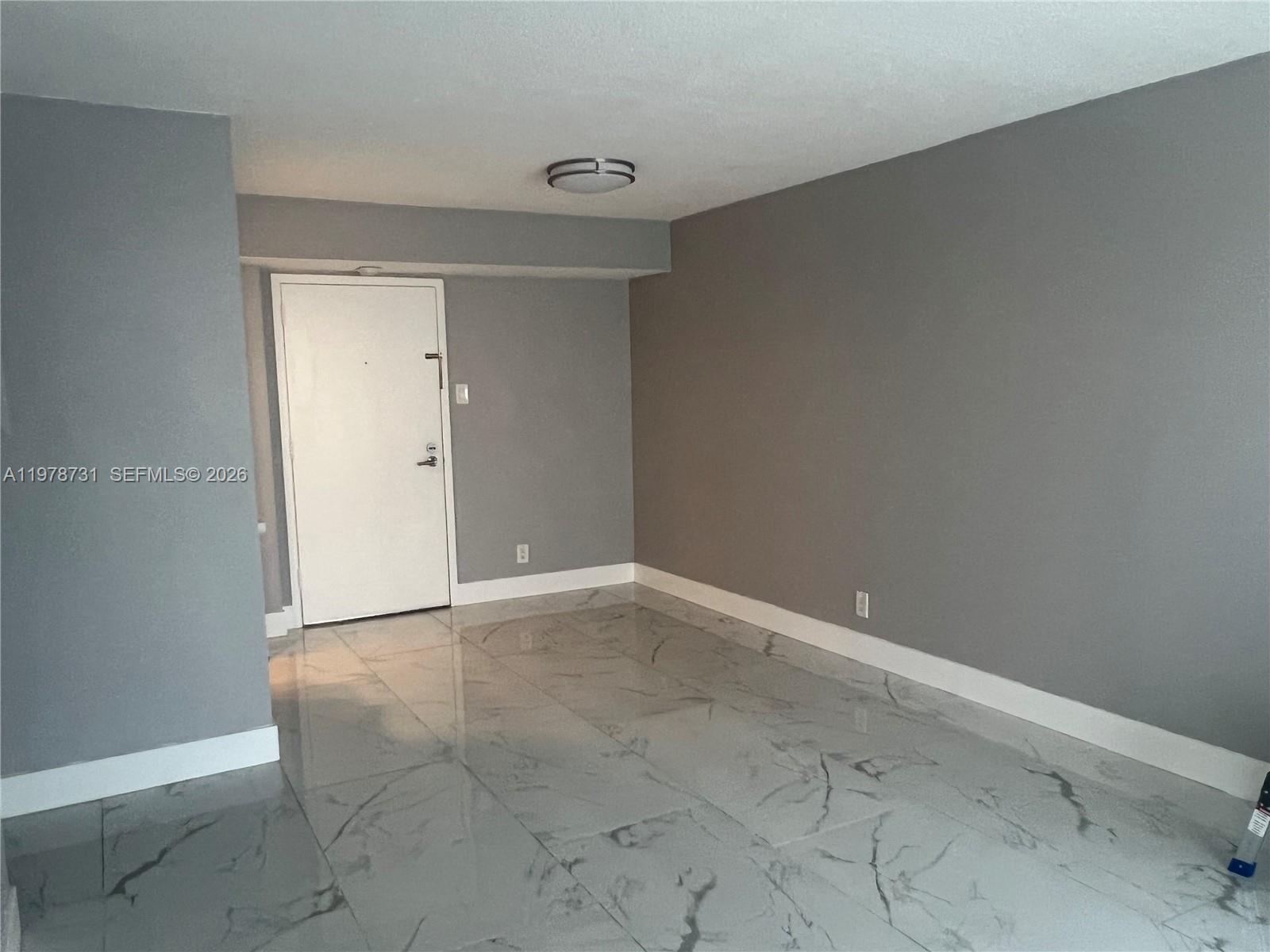 VIRGINIA OAKS CONDO - Residential Lease