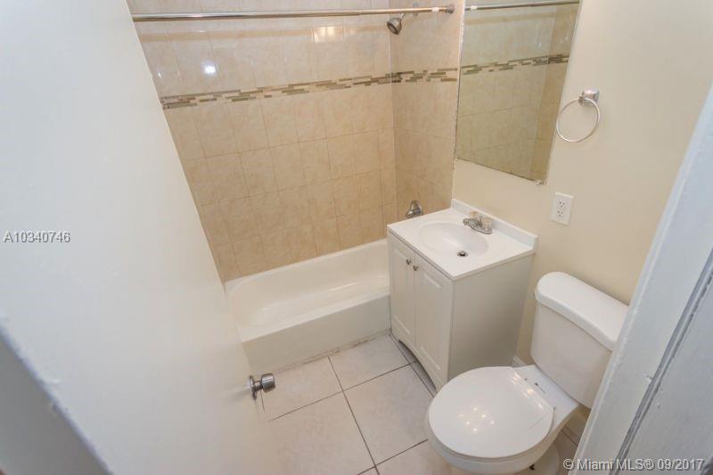 NORWOOD 1ST ADDN - Residential Lease