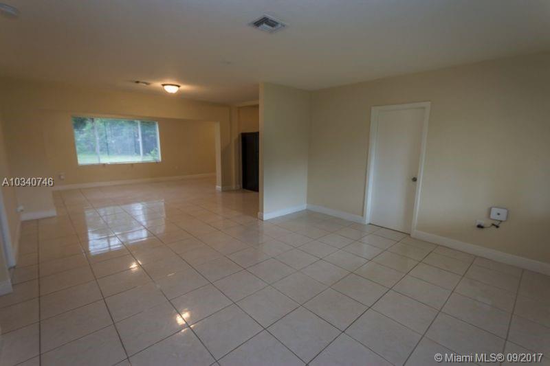 NORWOOD 1ST ADDN - Residential Lease