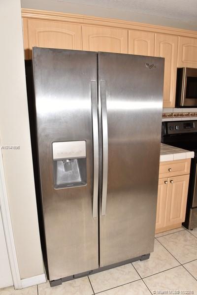 Llanos At Bird Road - Residential