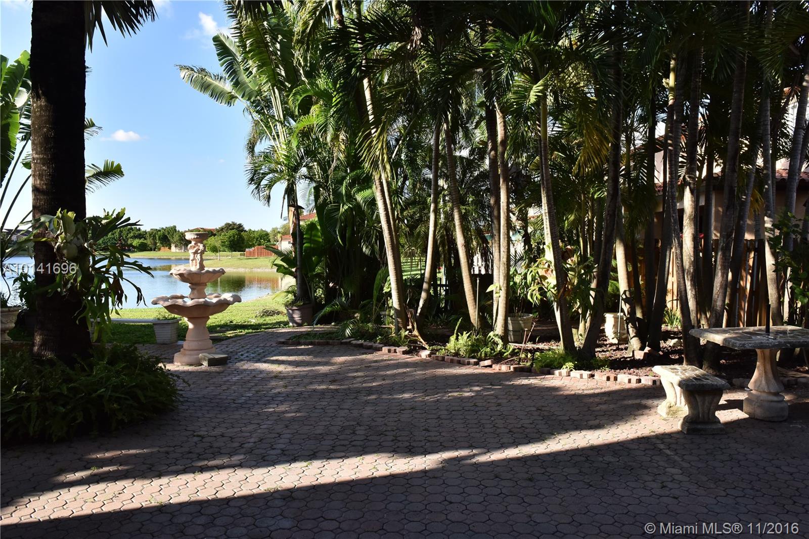 Llanos At Bird Road - Residential