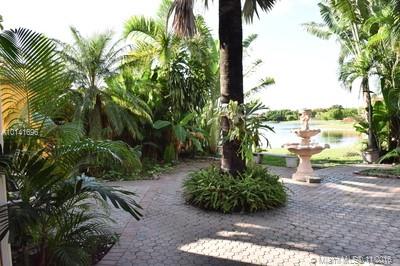 Llanos At Bird Road - Residential