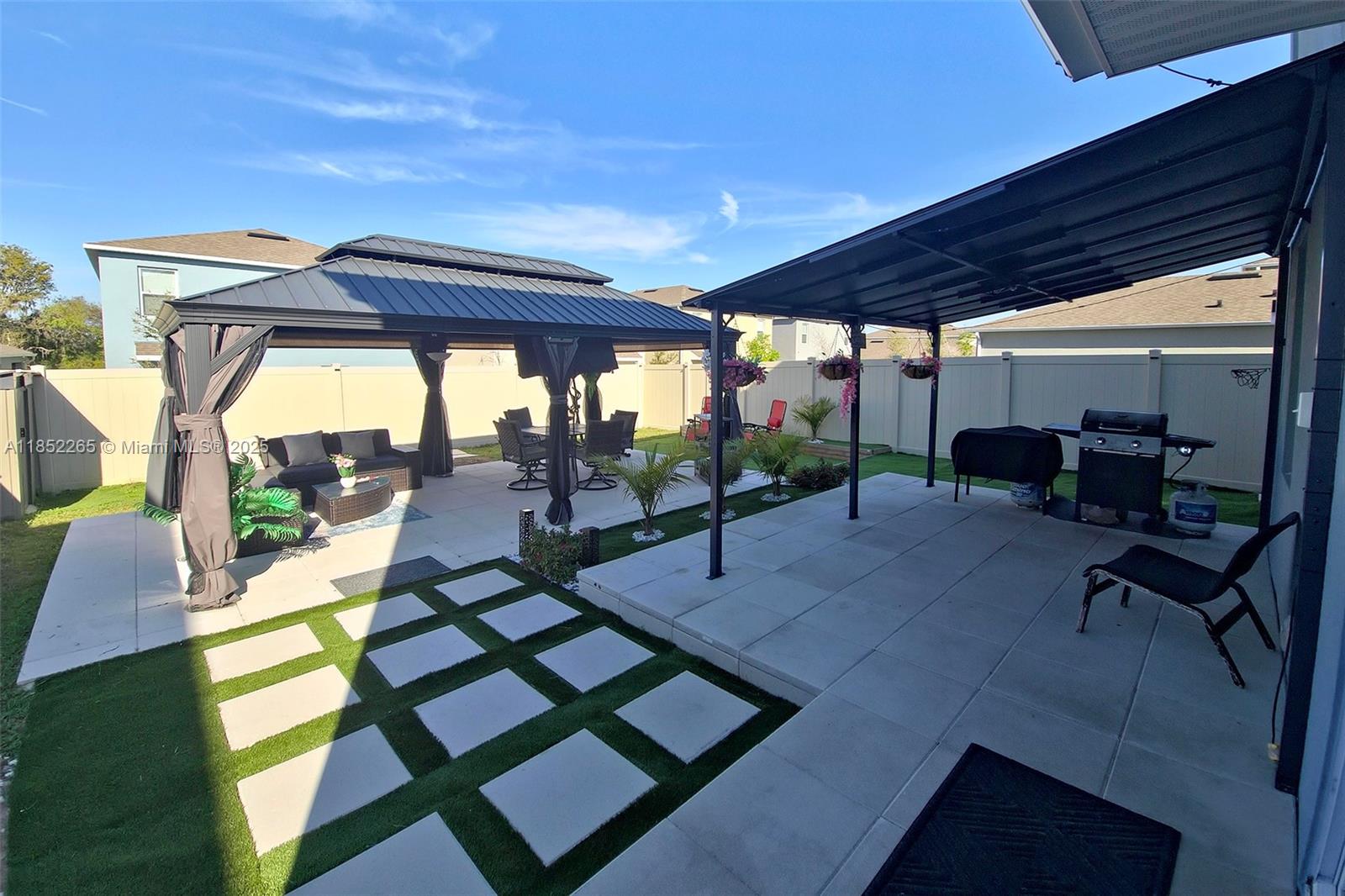 CASCADES - Residential