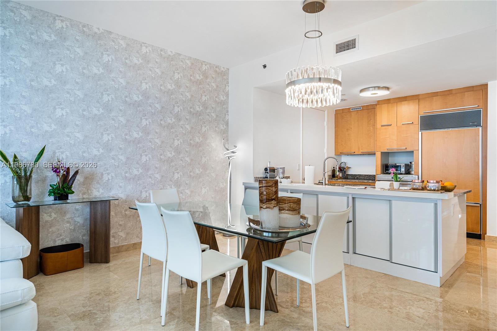 TDR TOWER I CONDO - Residential Lease