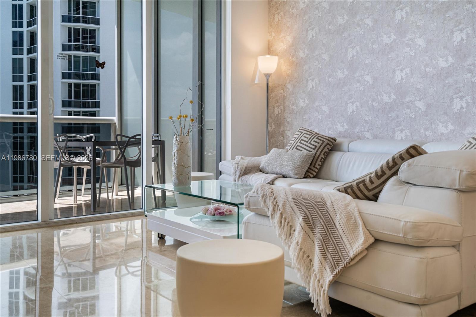 TDR TOWER I CONDO - Residential Lease