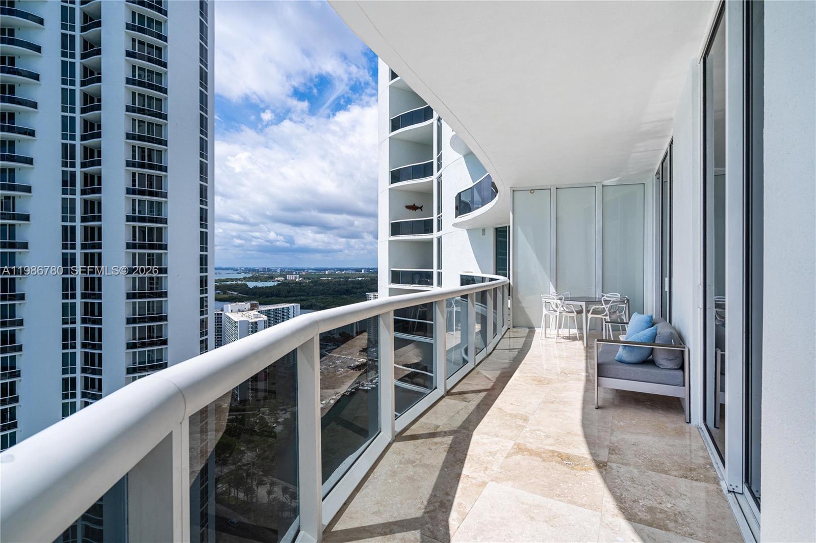 TDR TOWER I CONDO - Residential Lease