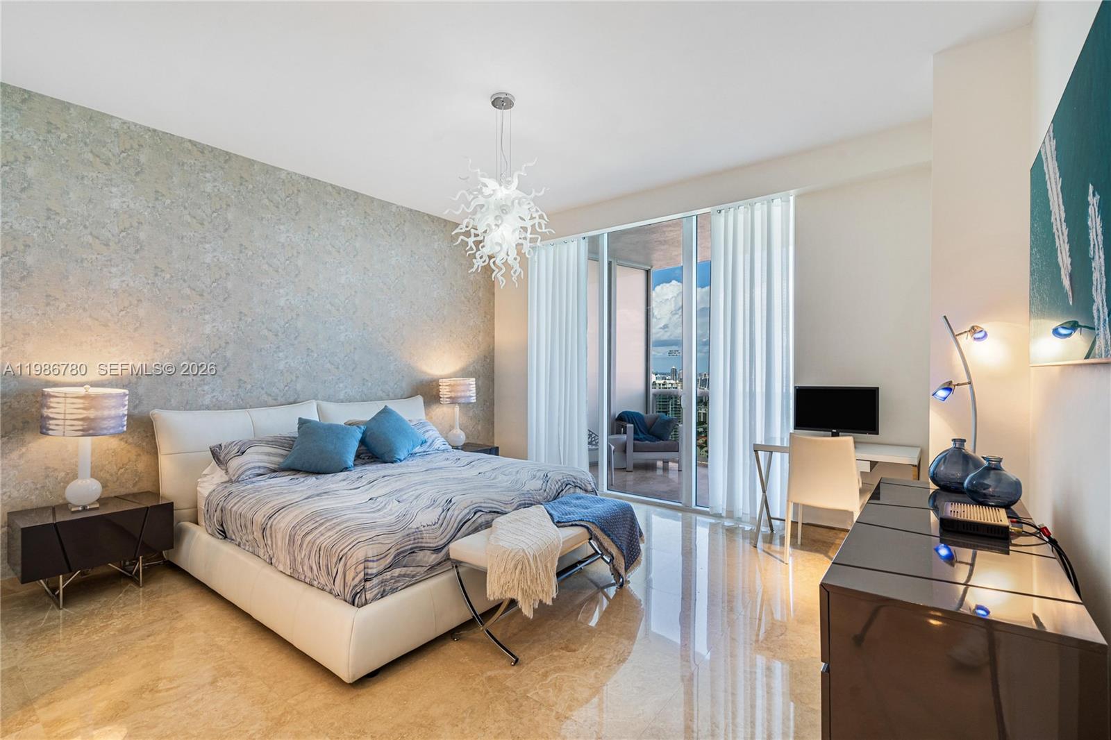 TDR TOWER I CONDO - Residential Lease