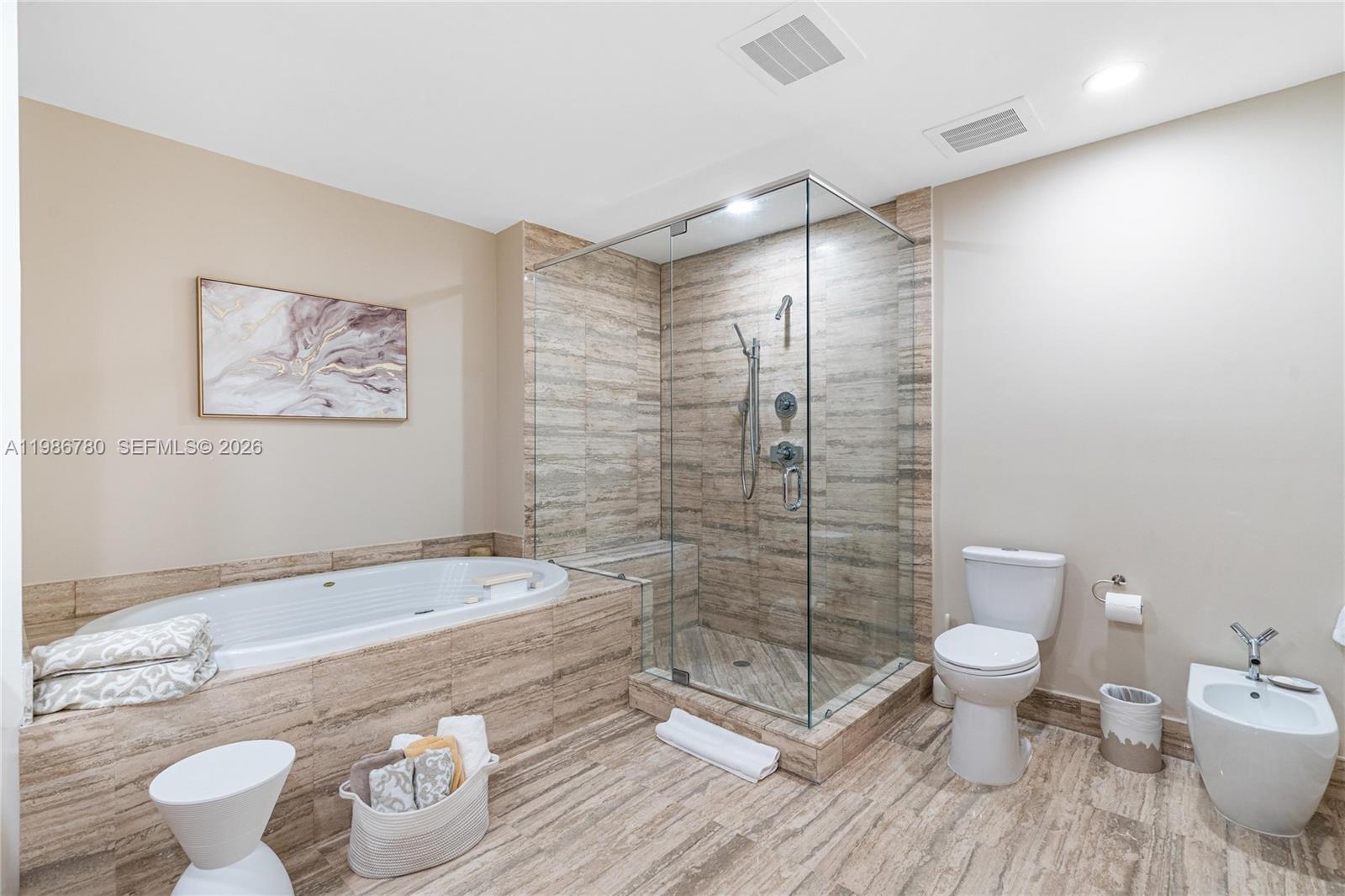 TDR TOWER I CONDO - Residential Lease