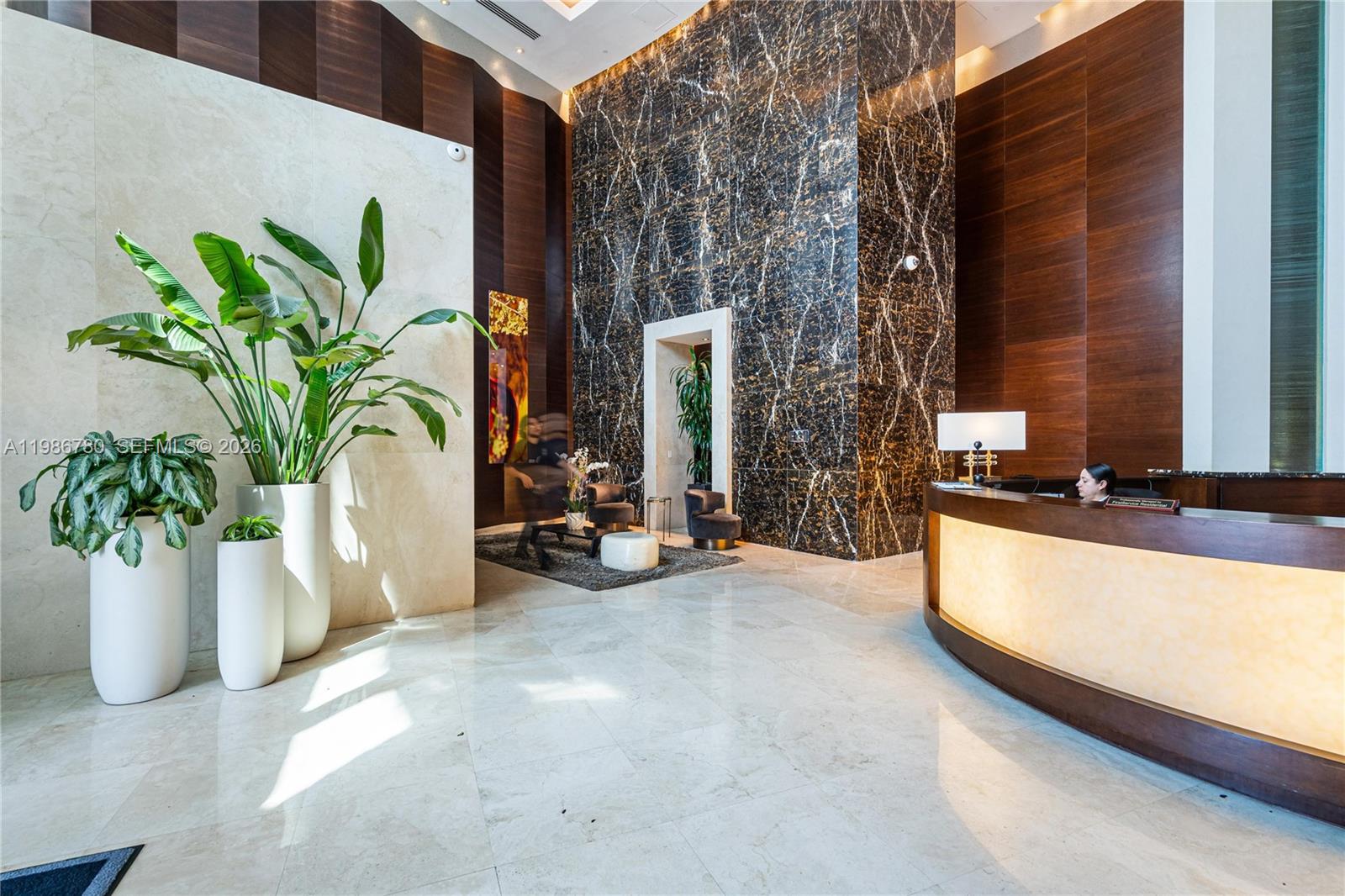 TDR TOWER I CONDO - Residential Lease