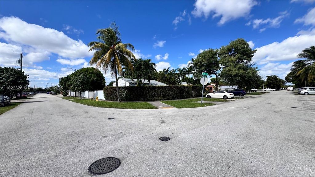 Photo of 1600 NW 36th Ave, Miami, FL 33125 (MLS # A11922326)