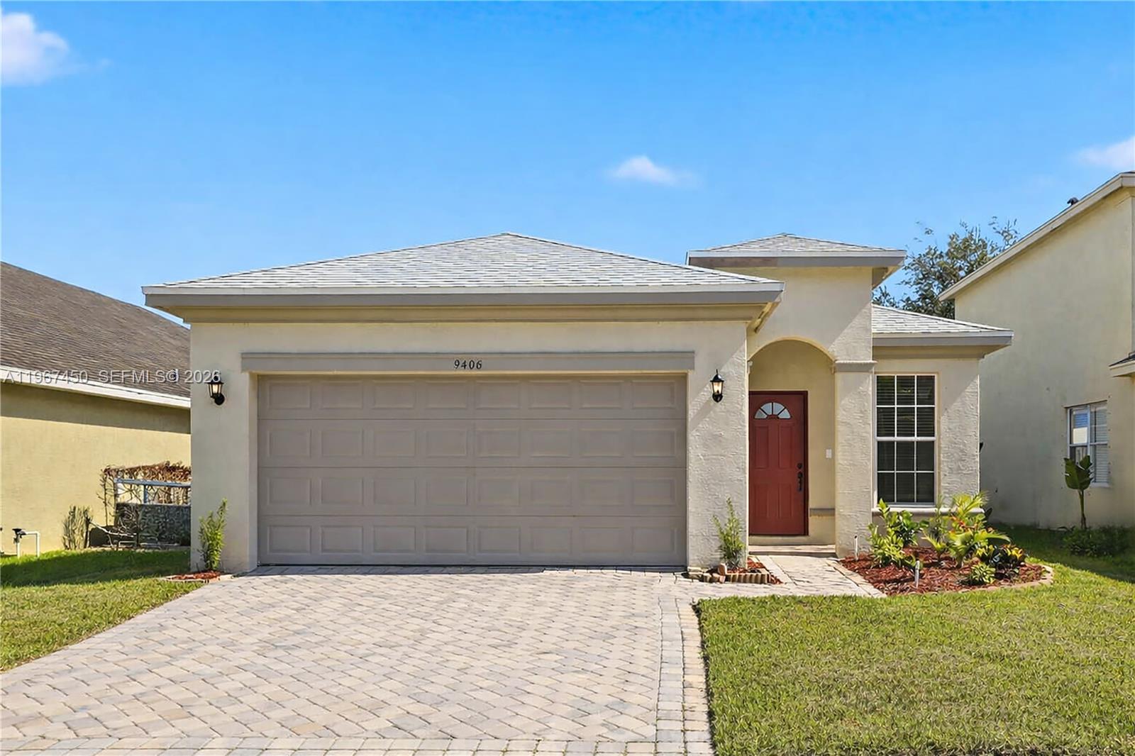 PALM BREEZES CLUB - Residential
