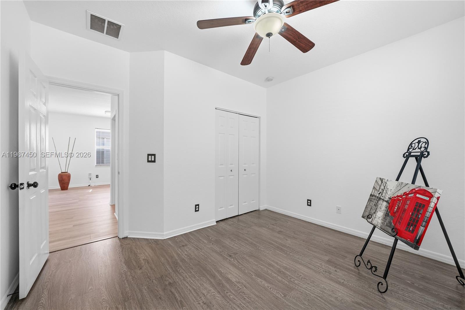 PALM BREEZES CLUB - Residential