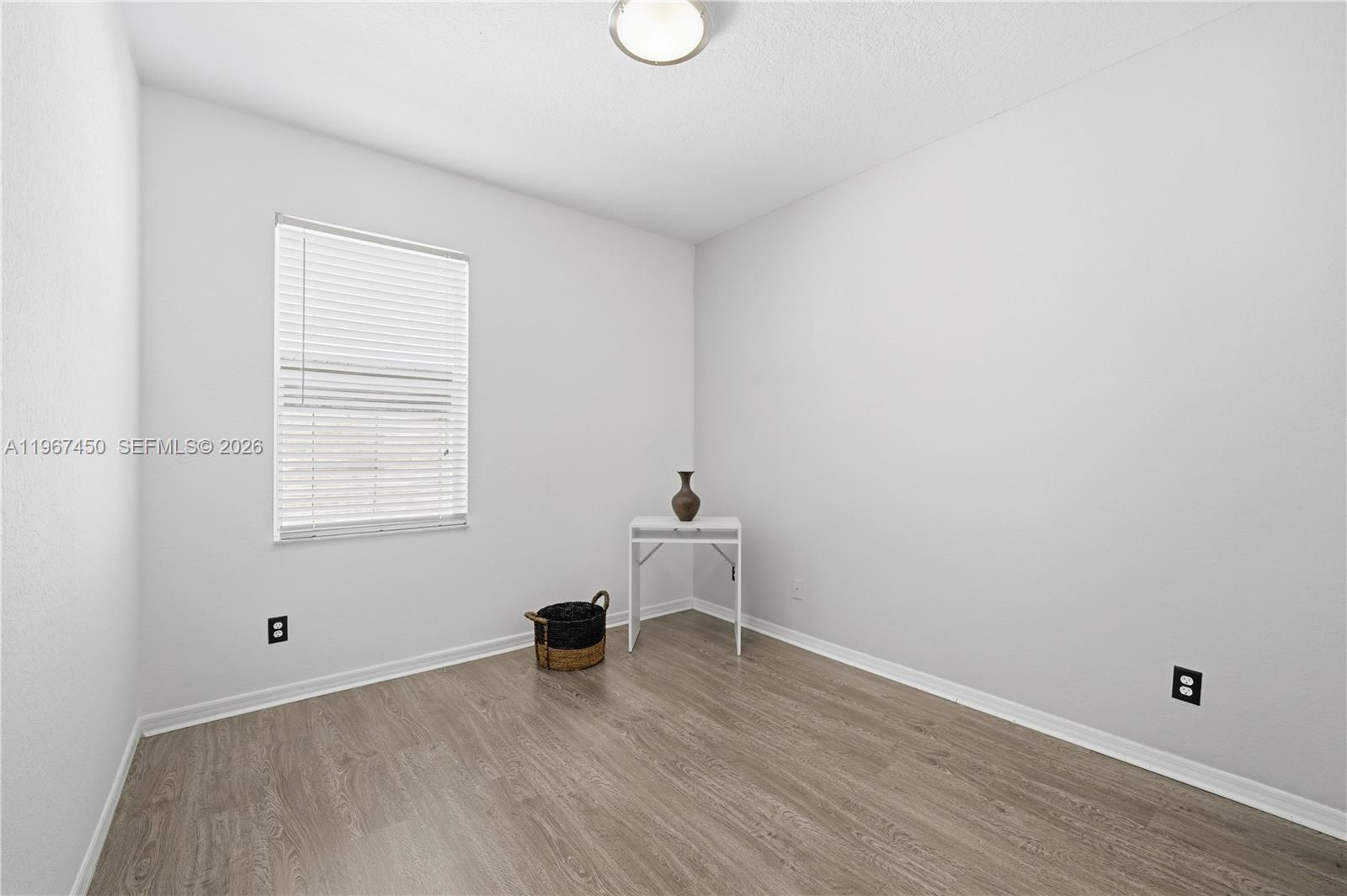 PALM BREEZES CLUB - Residential